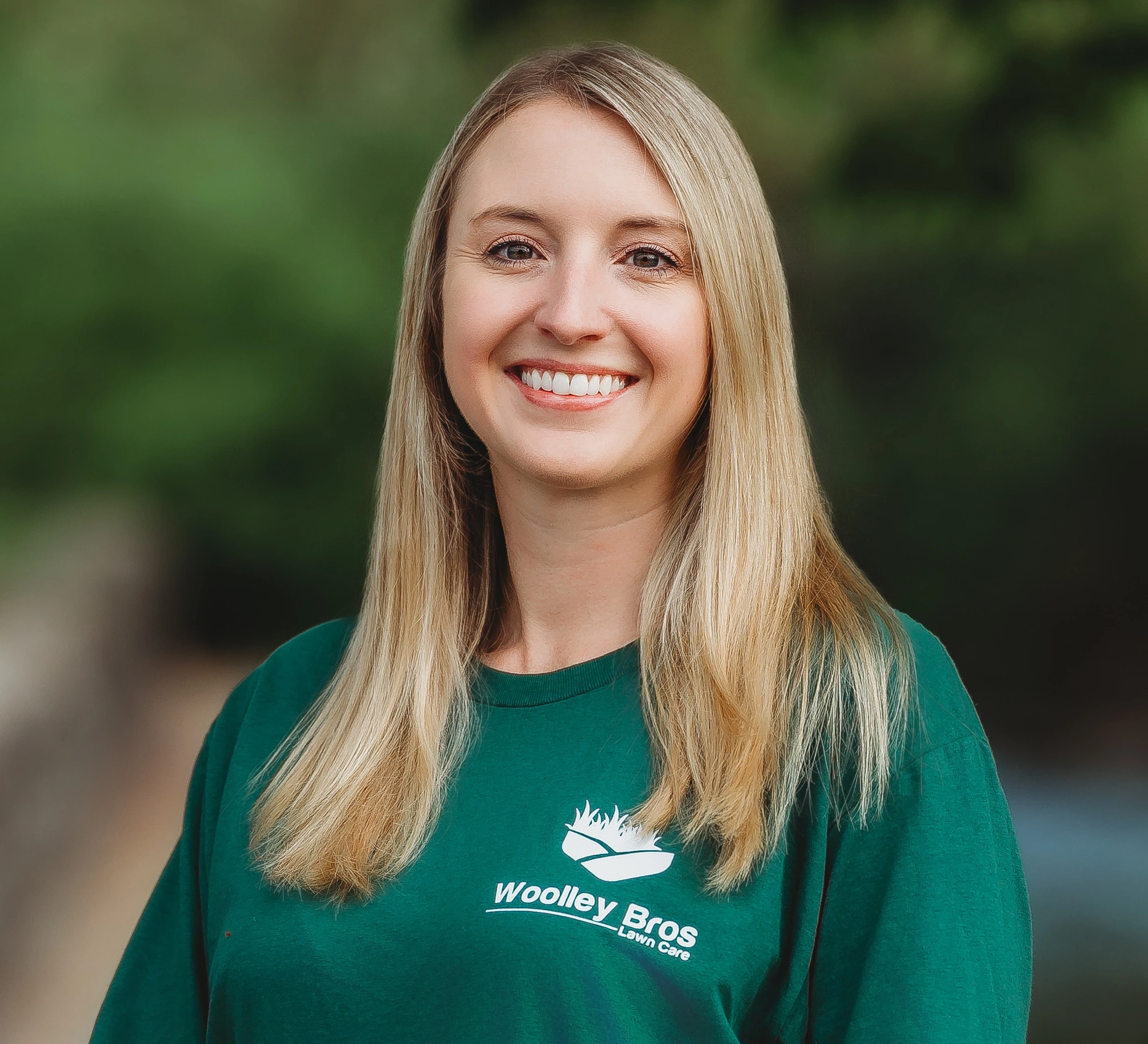 Lyndsay Woolley Profile